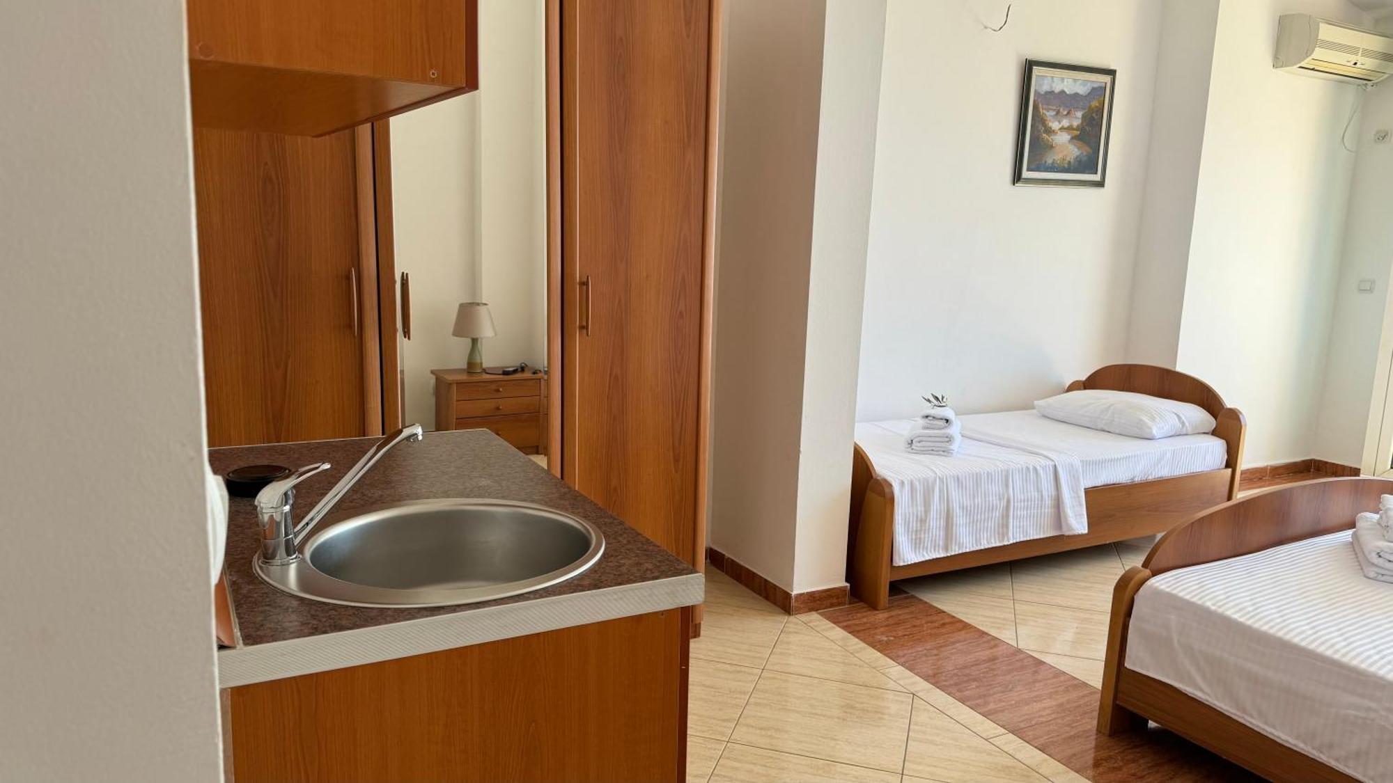 Sea La Vie Apartments Улцинь Екстер'єр фото