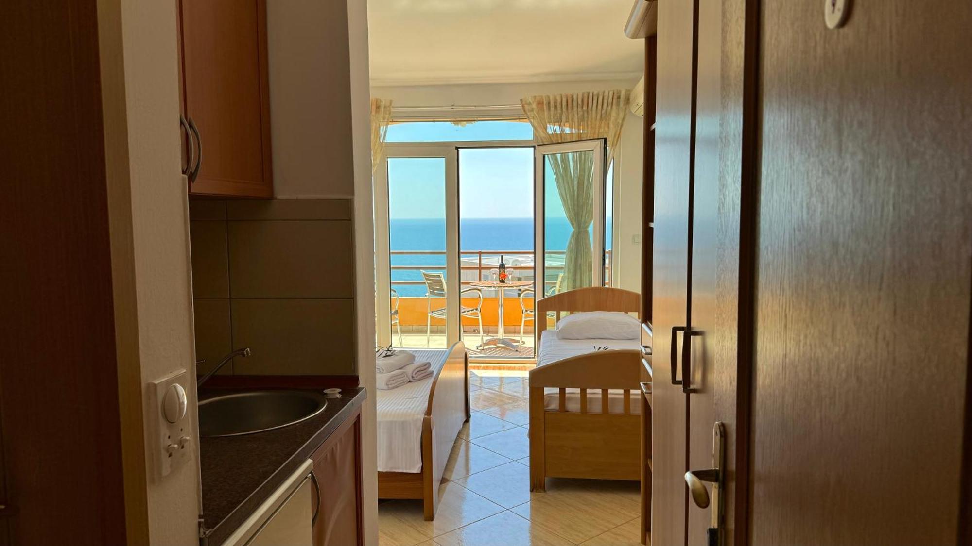 Sea La Vie Apartments Улцинь Екстер'єр фото