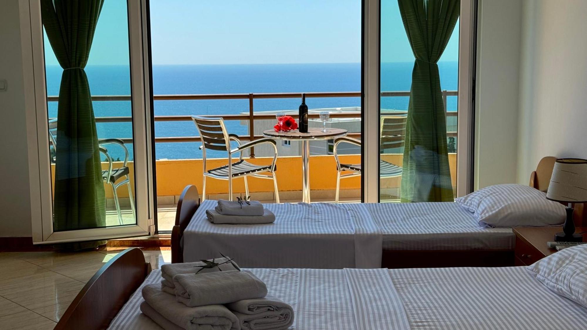 Sea La Vie Apartments Улцинь Екстер'єр фото