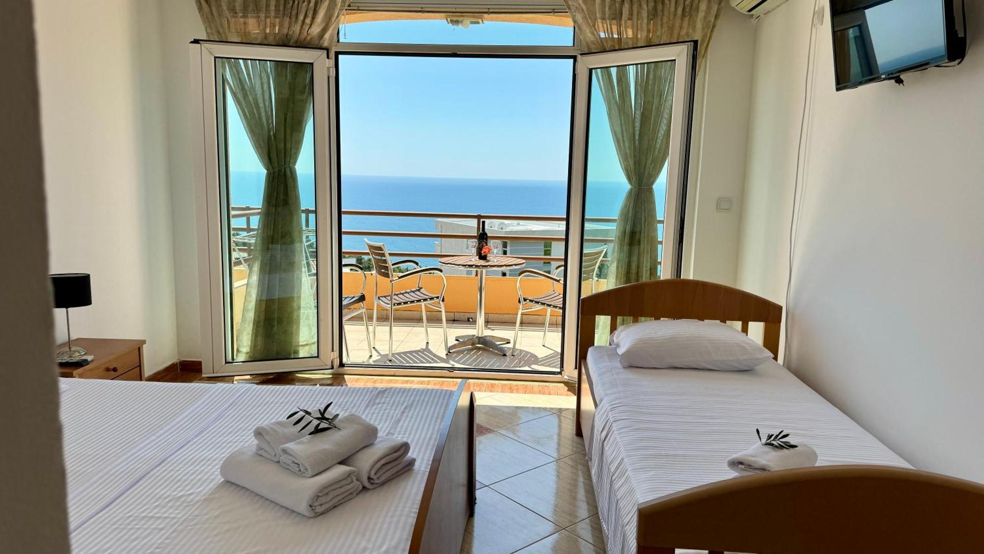 Sea La Vie Apartments Улцинь Екстер'єр фото