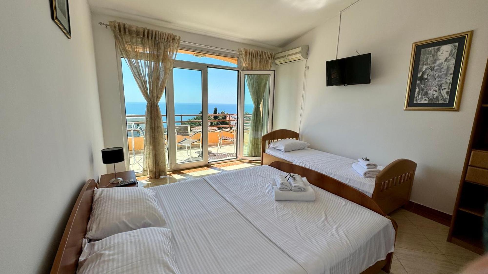 Sea La Vie Apartments Улцинь Екстер'єр фото