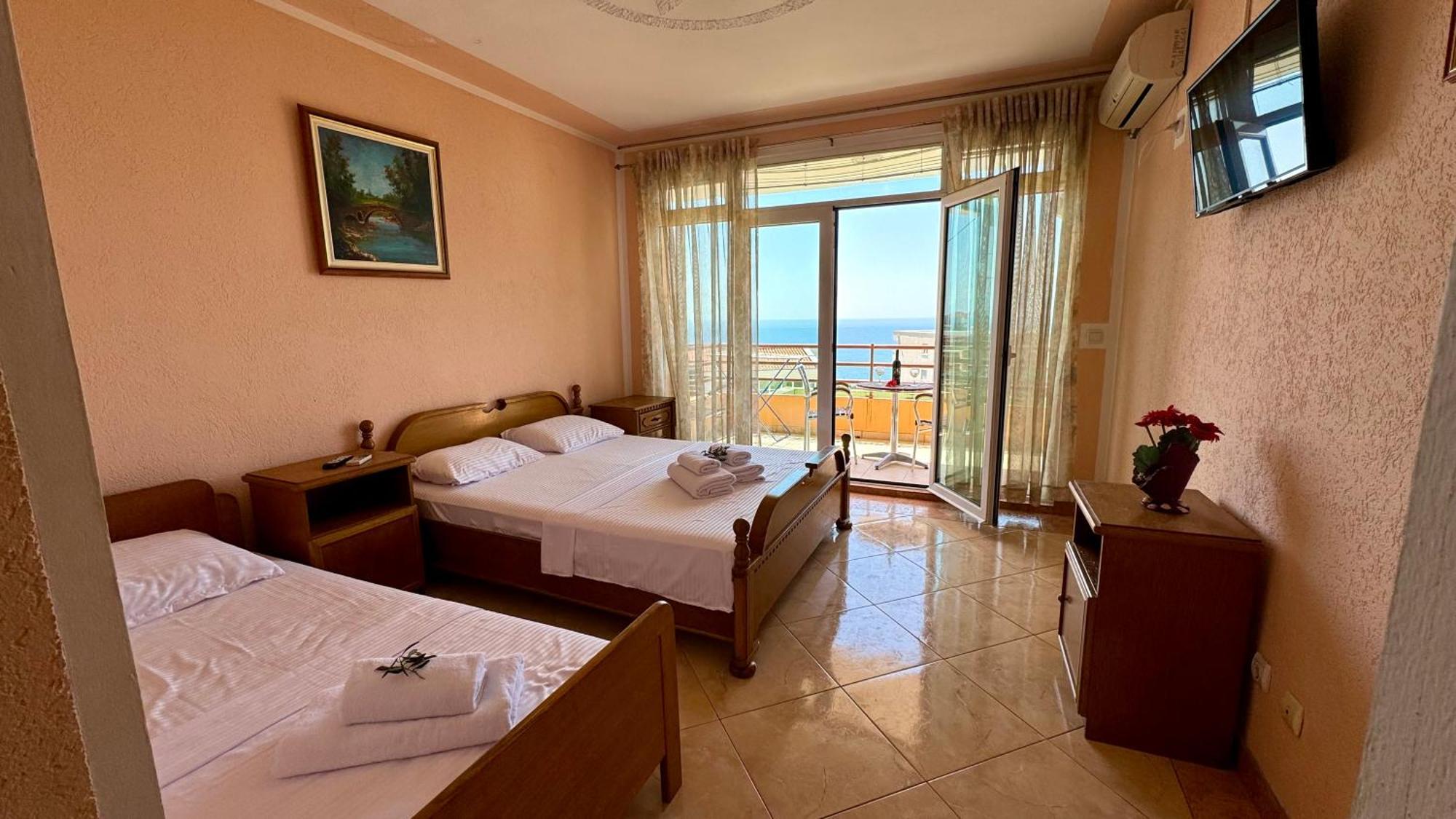 Sea La Vie Apartments Улцинь Екстер'єр фото