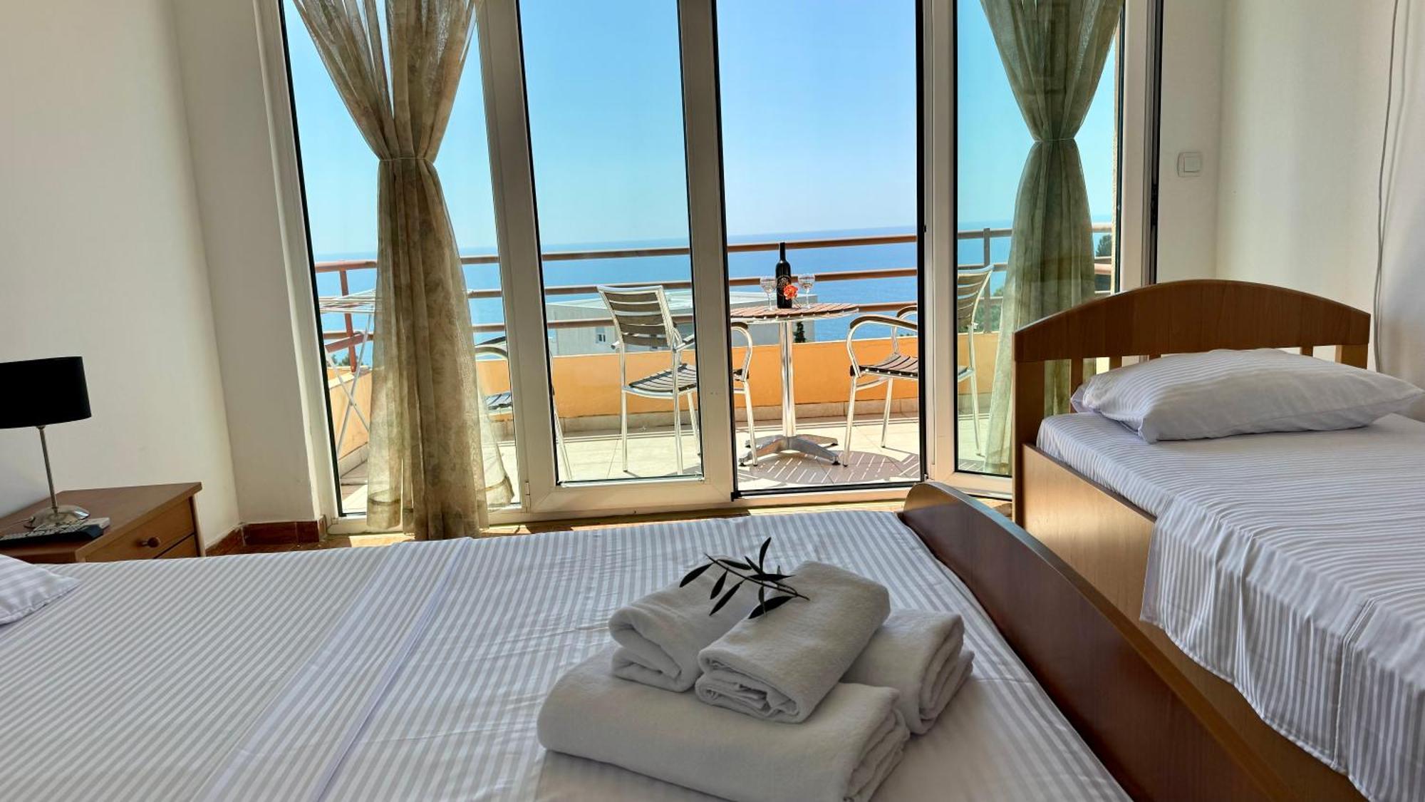 Sea La Vie Apartments Улцинь Екстер'єр фото