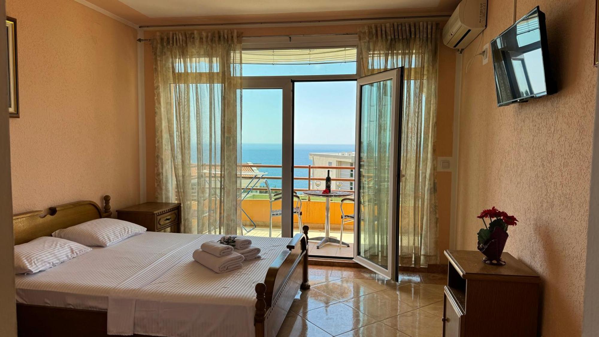 Sea La Vie Apartments Улцинь Екстер'єр фото