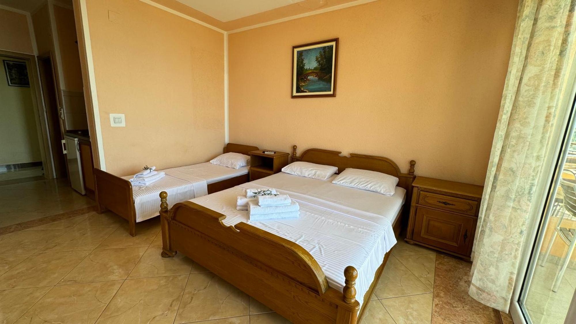 Sea La Vie Apartments Улцинь Екстер'єр фото